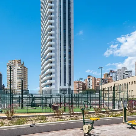 Luxury On The 31St Floor, Sea Views, Spa And Pool Appartement *