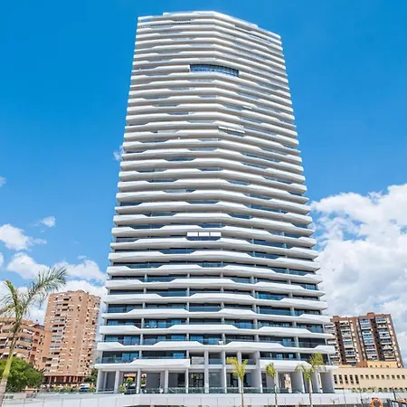 Luxury On The 31St Floor, Sea Views, Spa And Pool Benidorm