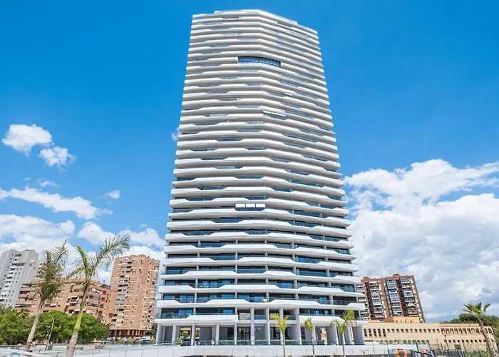 Luxury On The 31St Floor, Sea Views, Spa And Pool Benidorm