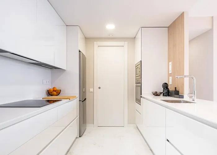 Luxury On The 31St Floor, Sea Views, Spa And Pool Appartement *